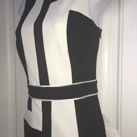 NWT White House Black Market colorblock top sz 4 - Picture 3 of 3
